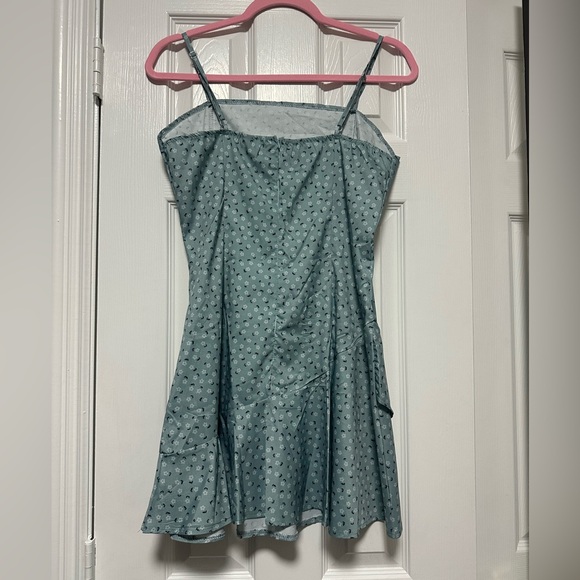 Green Ditsy Daisy Spaghetti Strap Mini Dress Size Large - Picture 5 of 16